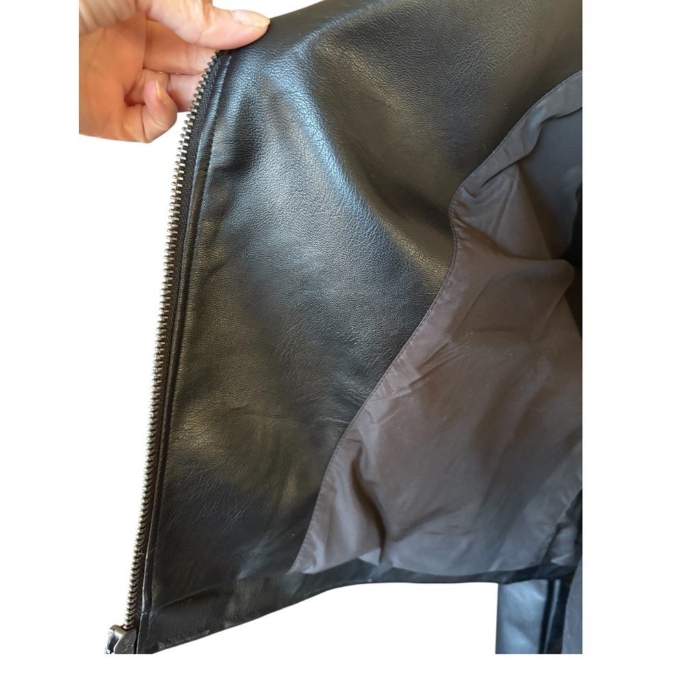 🔥🔥🔥LEVI STRAUSS Women’s Black Faux Leather Fully Lined Moto Jacket Grunge Punk - Picture 8 of 15